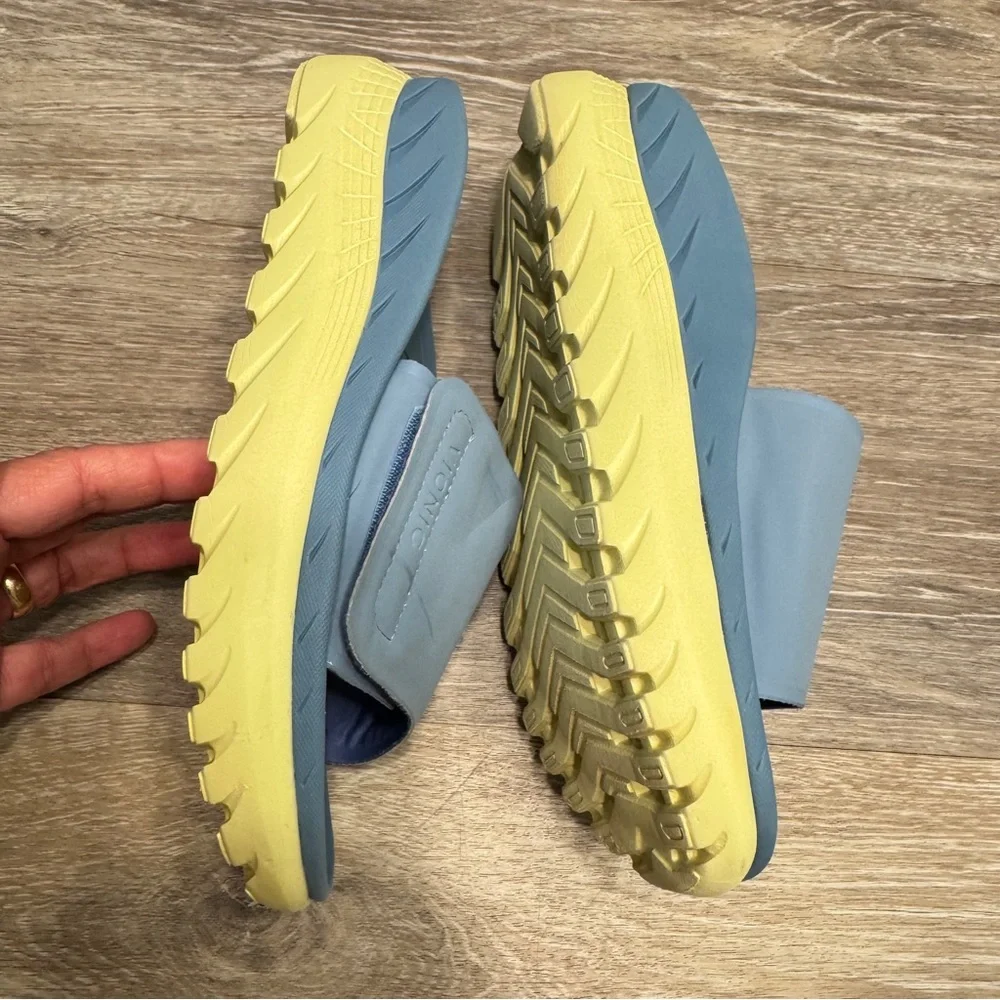 Vionic REJUVENATE RECOVERY SANDAL Slide  Womens 6 Light Blue Yellow‎ Sole - Picture 13 of 14